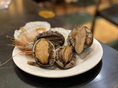 活鲍鱼-蓝钻·国际美食海鲜自助百汇(西直门店)