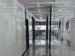 -武汉仁爱口腔(光谷店)