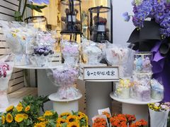 -溪岸路花鸟市场