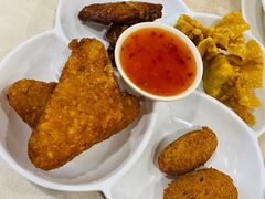 滋味小食拼盘-喜莲咖啡