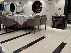 -胡记饭店(保工街店)