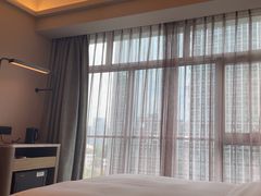 -广州天河体育中心美居酒店