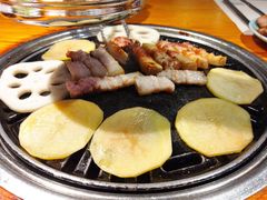 -唯成•韩国炭火烤肉 유성고기