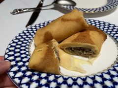 奶油蘑菇春饼-哈拉硕俄式西餐