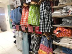 -优衣库(上海金桥国际商业广场店)