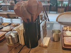 -银米·云南传统过桥米线(双廊黑金冠店)
