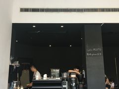 门面-UNI UNI(环亚凯瑟琳店)