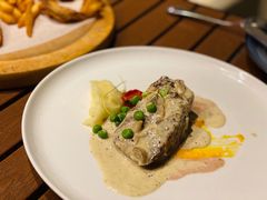 黑松露蘑菇汁烩牛排-G+KITCHEN(龙湖狮山天街店)