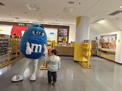 -m豆巧克力世界(上海世茂广场店)
