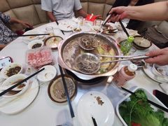 -尚品海鲜肥牛自助火锅(湖明店)