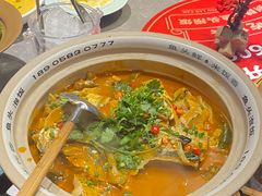 -魏铭鱼头捞饭(晋阳路店)