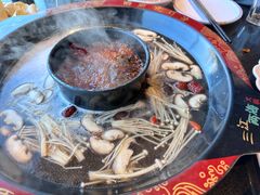 -三江两海老火锅(北京首店)