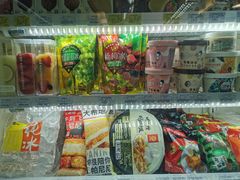 -全家便利店(沪太路三店)