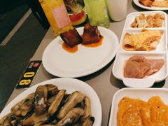 -山焱·炭火自助烤肉(周浦万达店)