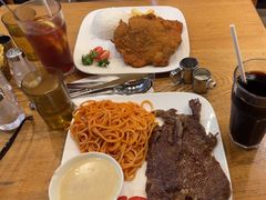-阿维斯咖啡(镜湖店)