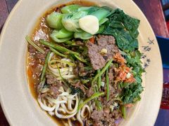 -方铲铲·成都板凳面(滨江银泰店)