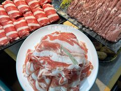-洞庭洲·防空洞火锅·铜锅涮肉·烧烤(新百广场店)