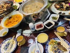 -红色根据地文化主题酒店(太湖街店)