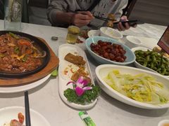 -刘胖子家常菜·蹄花焖藕(中央花园店)