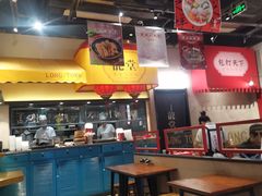 大堂-龍堂蟹黄小笼包(万家丽店)