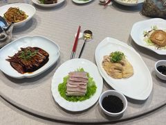-品悦酒店(三林古镇店)