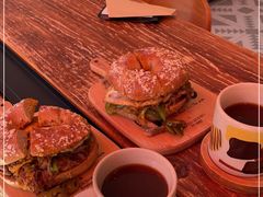 -Catch Bagel(芳草地店)