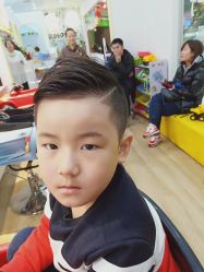 -Mini Me儿童美发王国(友好时尚购物城店)