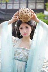 -一揽芳华汉服旗袍体验馆(拙政园店)