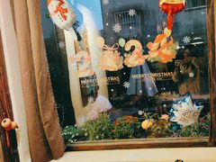 -小草屋轰趴馆别墅派对新场团建家庭聚会