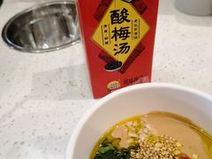 -龍歌自助小火锅(市南金茂湾店)