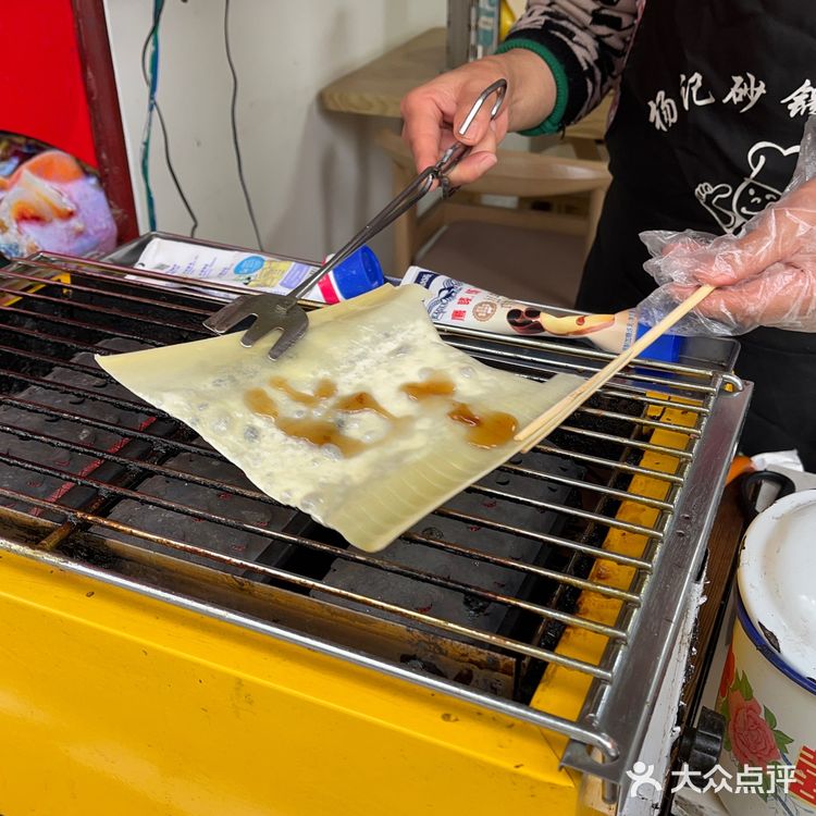 大理古城一定要去吃的砂锅米线店！