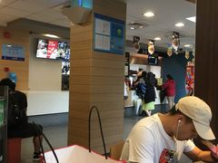 -麦当劳(乳山路店)