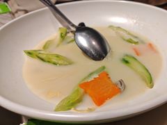 -汤城小厨•粤菜•靓汤(西直门凯德MALL店)