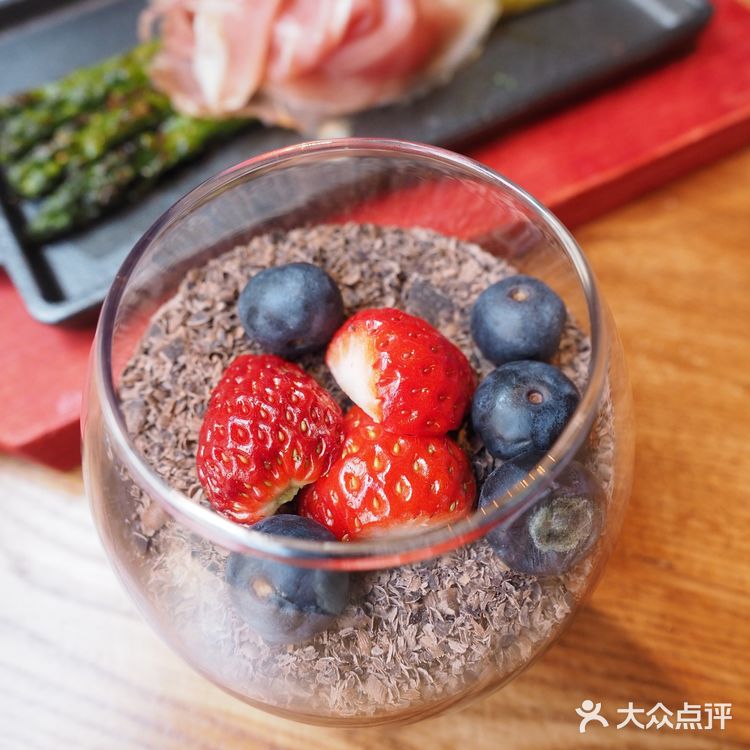花园杂货铺吃意餐,氛围感直接拉满
