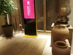 -雍和会海鲜姿造自助(湖东路店)