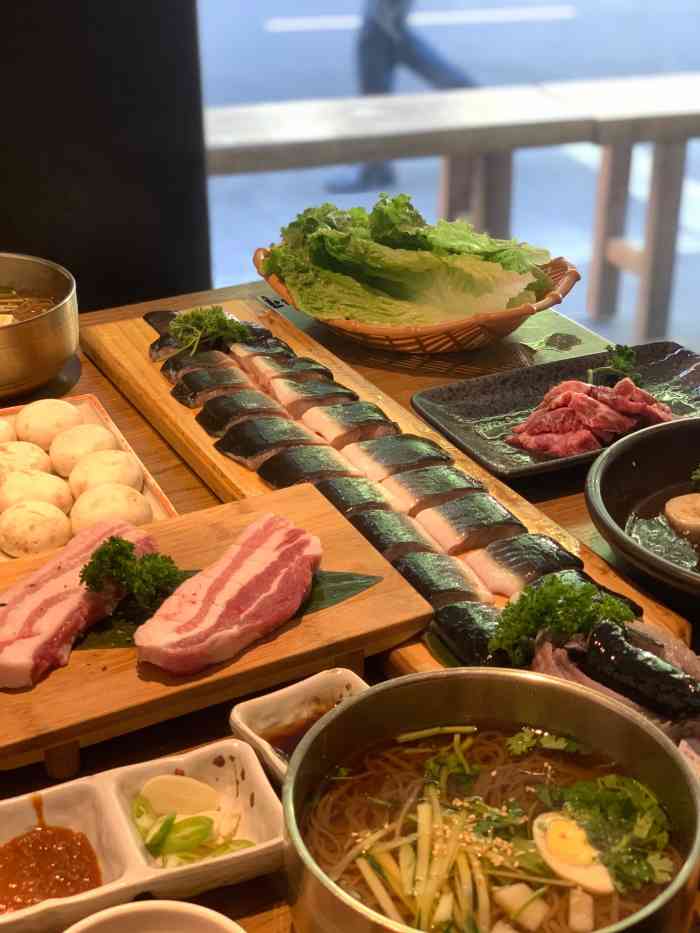 泥炉烧肉师(新街口金銮巷店)-"还不错,2年前来过,这次再来感觉服务差