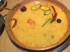 -洱火云南酸菜牛肉火锅(石景山当代商城店)