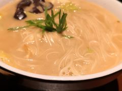 松茸炝锅面-山里亲戚(淞虹路店)