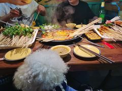 -签多多串串香火锅