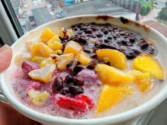 招牌什锦-美肴冰品·汉堡·牛腩饭(总店)