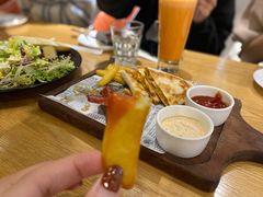 巨爱的薯条-LO CALCOW卡路力轻食主义餐厅(陆家嘴店)