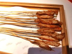 -鸣记脆皮烤鱼·海鲜烤鱼(三八广场店)
