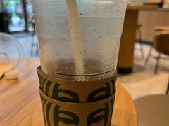 -星巴克(上海长宁来福士1F店)