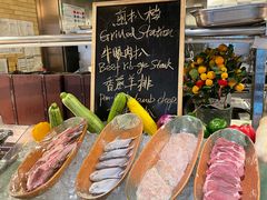 -圣丰索菲特·2 On 988 Café 自助餐厅