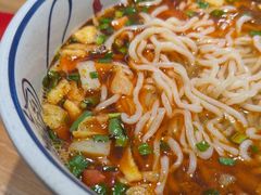 -陇上秦轩西安biangbiang面(朝龙汇店)