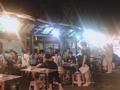 -冶建镜子·老南昌大排档·江西虾王(总店)