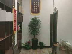 -莱仪堂艾灸经络养生馆(宜川路店)