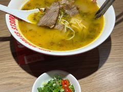 -牛吃草牛杂面(天一店)