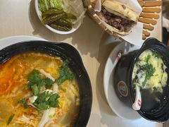 -闫家驴肉老店(华电一校店)