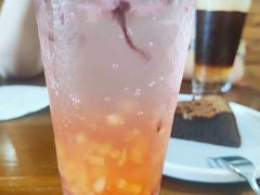 柚子气泡水-雕刻时光咖啡馆(南院门店)